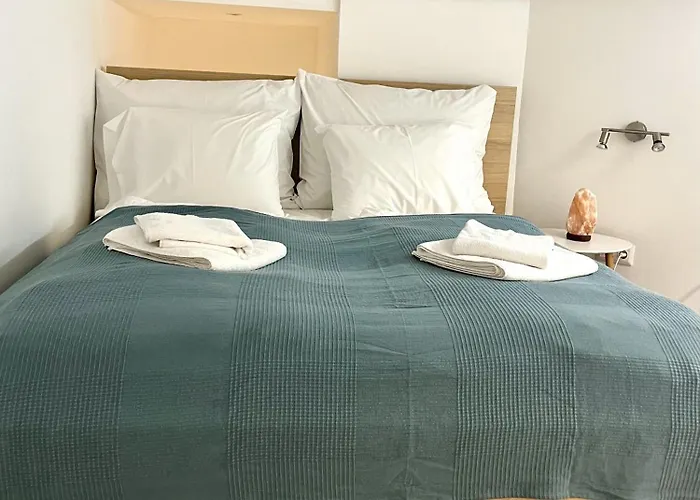 Glam With Gallery * Budapest