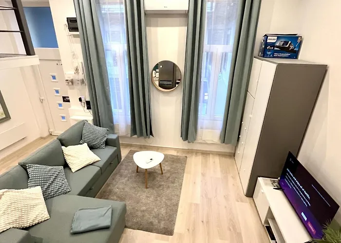 Apartman Glam With Gallery