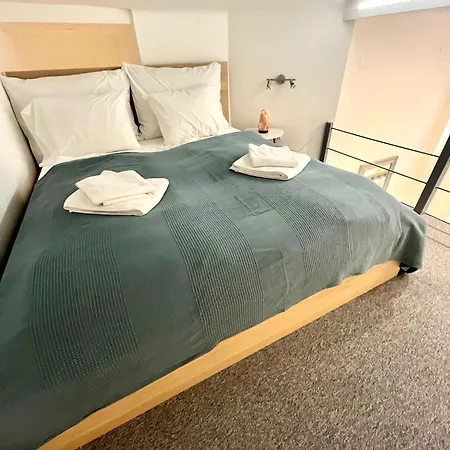 Apartmán Glam With Gallery *
