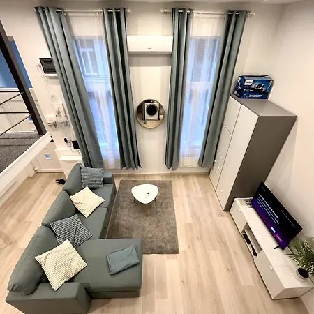 Glam With Gallery Apartamento *