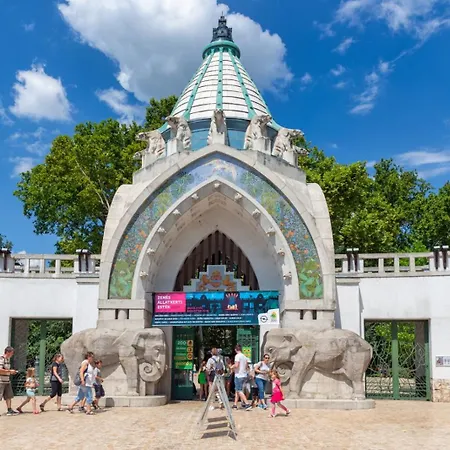 Glam With Gallery شقة