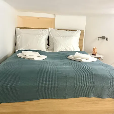 Glam With Gallery * بودابست