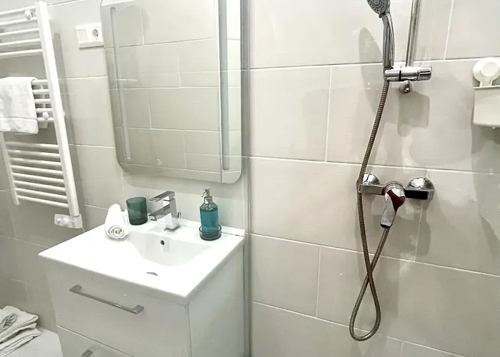 Glam With Gallery Budapest