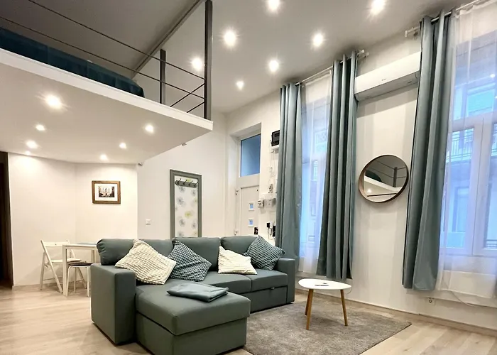 Glam With Gallery Appartement *